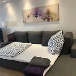 Neue, Helle Kernsanierte Wohnung In Der List