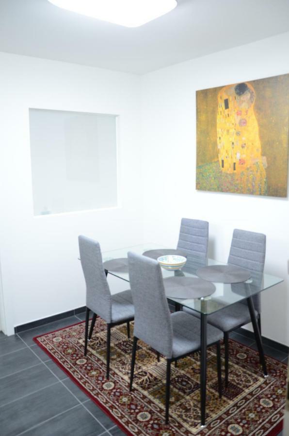 Apartment Neue, Helle Kernsanierte In Der List *